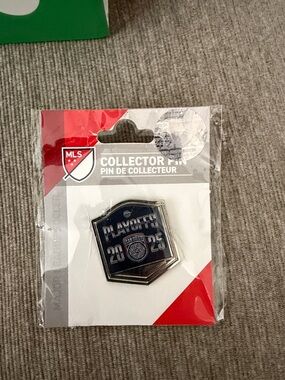 2025 Playoffs Collector Pin - Navy and Silver